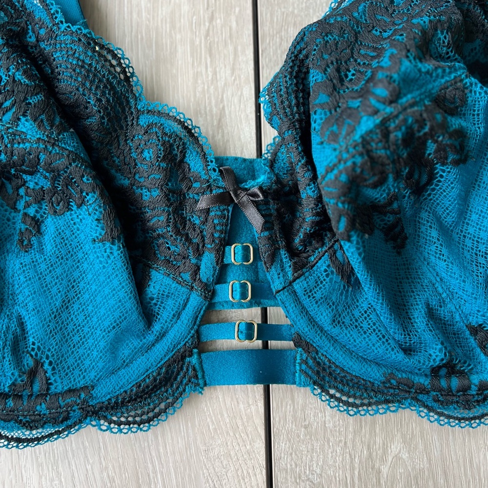 Cacique Lacy Balconette Bra 40F - Picture 3 of 5